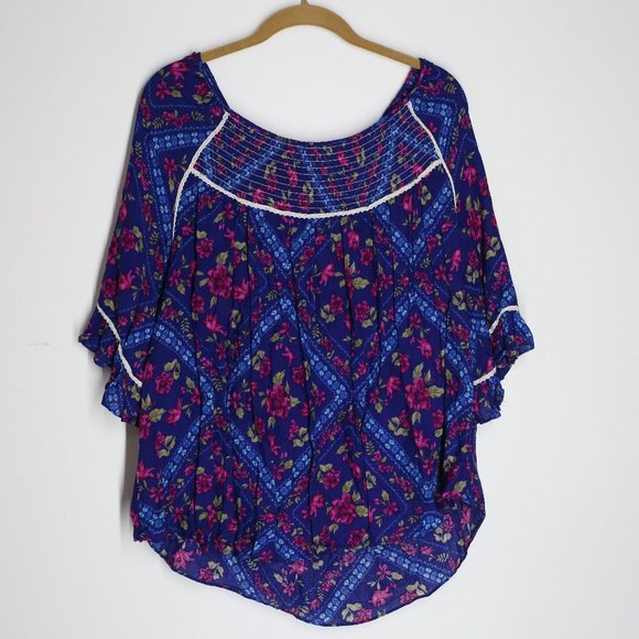 Napa Valley smocked top - Picture 1 of 5